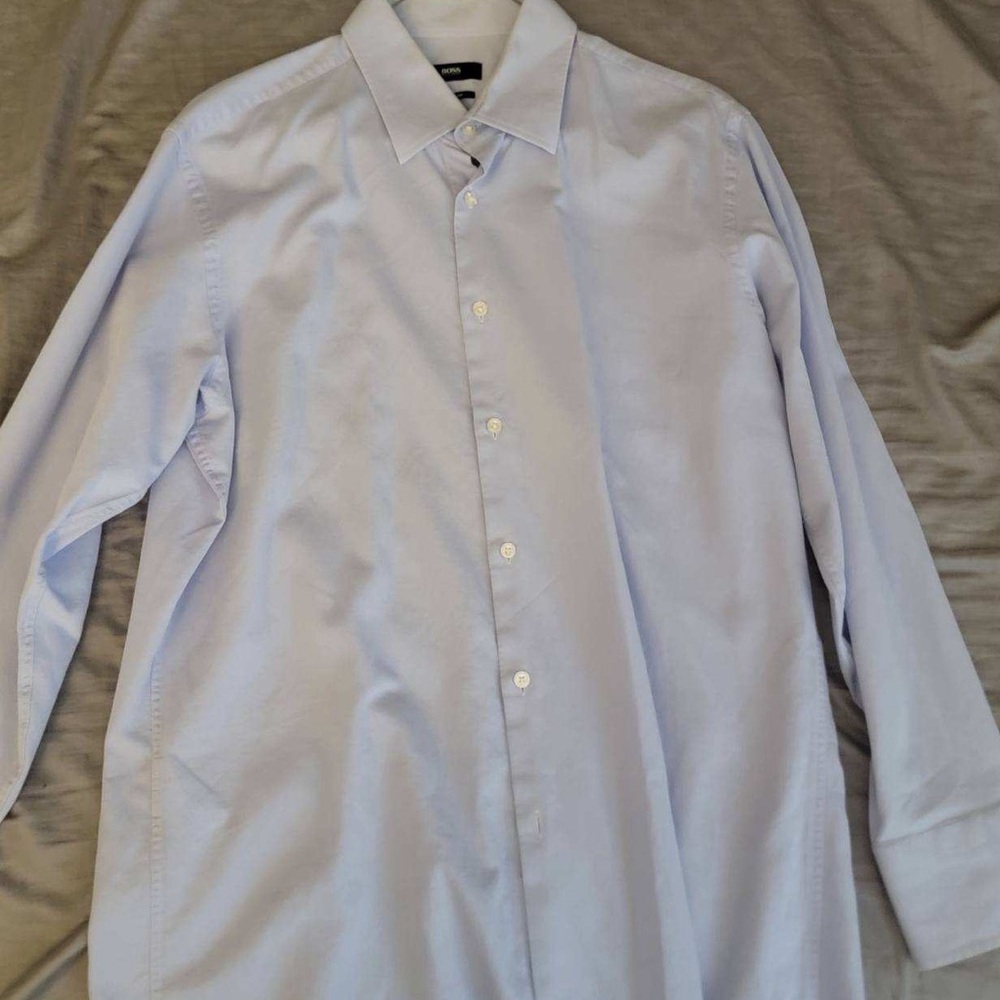 Hugo Boss Men’s Light Blue Dress Shirt
